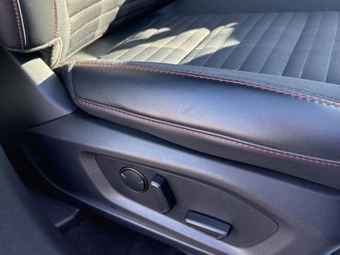 Used 2025 Ford Explorer ST-Line image 24