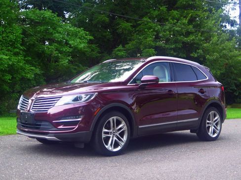 Used 2016 Lincoln MKC Reserve w/ Lincoln MKC Climate Package AWD/4WD image 1