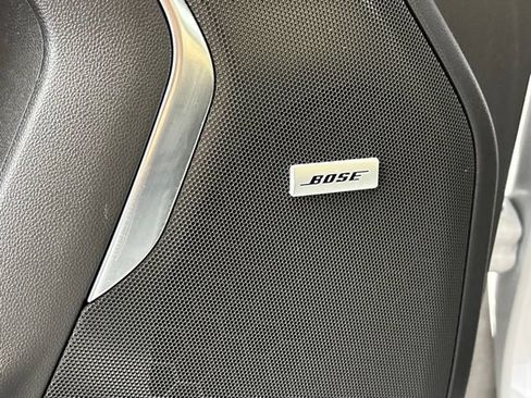 Used 2022 Chevrolet Suburban Premier AWD/4WD image 21