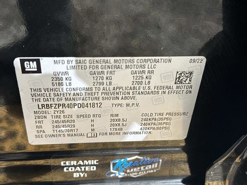 Certified 2023 Buick Envision Essence w/ Sport Touring Package image 18