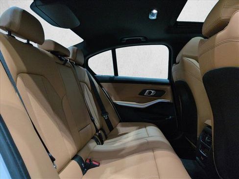 Used 2025 BMW 330i xDrive Sedan image 21