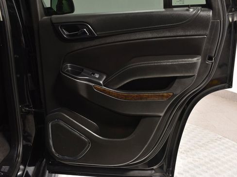 Used 2019 Chevrolet Tahoe LT image 29