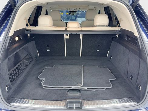 Used 2022 Mercedes-Benz GLE 350 4MATIC w/ AMG Line Exterior image 12