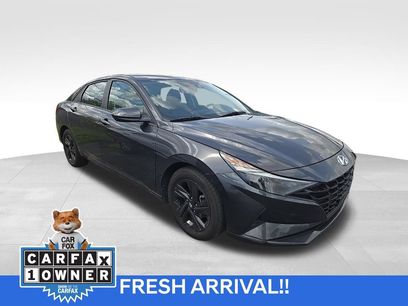 Used 2021 Hyundai Elantra SEL w/ Convenience Package