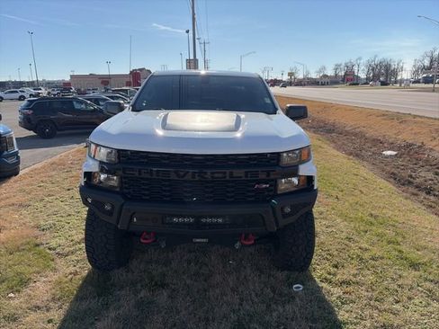 Used 2020 Chevrolet Silverado 1500 Custom Trail Boss w/ Custom Convenience Package AWD/4WD image 9