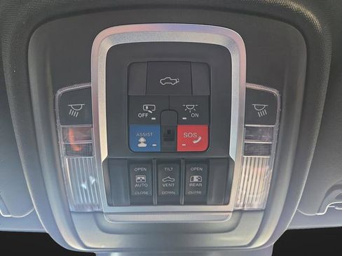 Used 2019 RAM 3500 Limited image 28