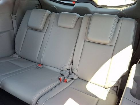 Used 2016 Toyota Highlander Limited AWD/4WD image 11