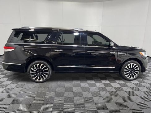 Used 2023 Lincoln Navigator L Black Label AWD/4WD image 8