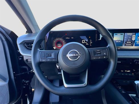 New 2026 Nissan Kicks SV image 11