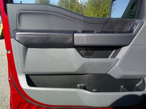 Used 2024 Ford F150 XLT image 9