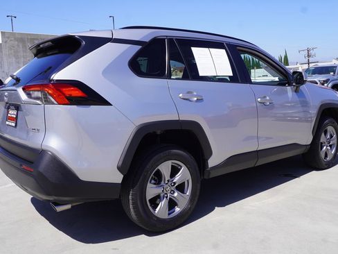 Certified 2024 Toyota RAV4 XLE FWD image 7