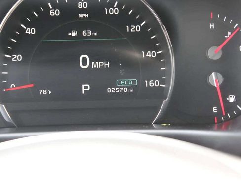 Used 2019 Kia Sorento EX image 18