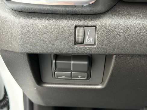 New 2026 GMC Canyon Elevation w/ Convenience Package RWD image 14