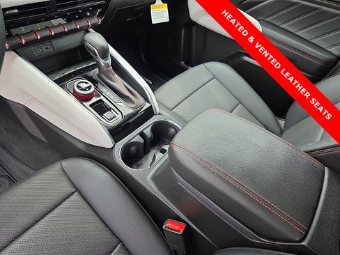 Used 2024 GMC Canyon AT4X AWD/4WD image 25
