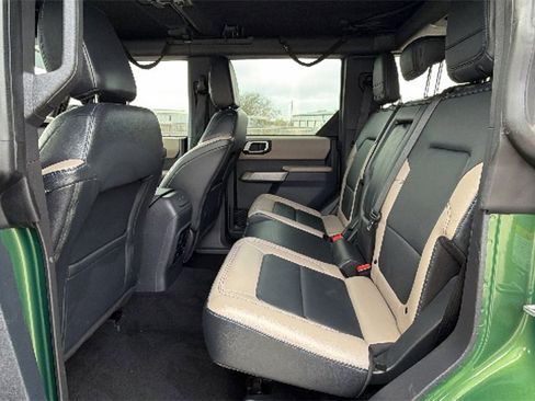 Used 2023 Ford Bronco Wildtrak image 35