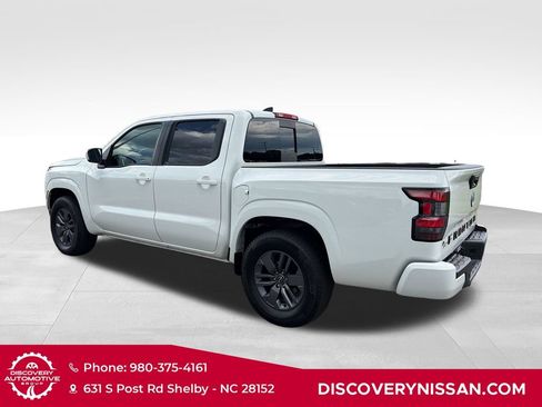 Certified 2025 Nissan Frontier SV RWD image 8