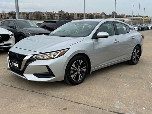 Used 2022 Nissan Sentra SV w/ Trunk Package image 3