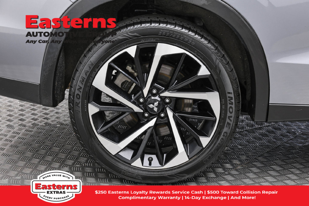 Used 2024 Mitsubishi Outlander SE AWD/4WD image 31