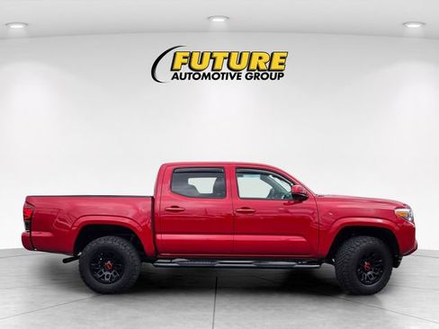 Used 2021 Toyota Tacoma SR image 3