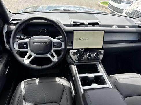 New 2026 Land Rover Defender 110 X-Dynamic SE AWD/4WD image 22