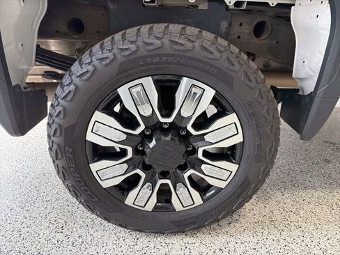 Used 2023 GMC Sierra 2500 SLE AWD/4WD image 35