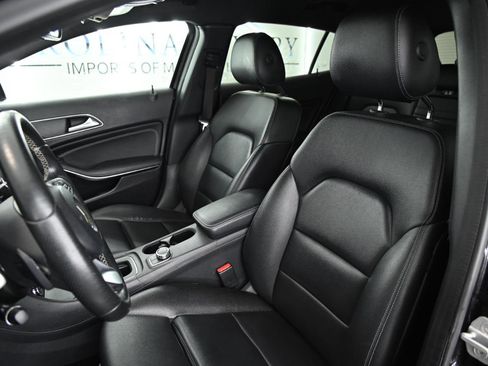 Used 2016 Mercedes-Benz GLA 250 4MATIC image 16