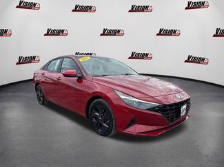 Used 2021 Hyundai Elantra SEL FWD video 3