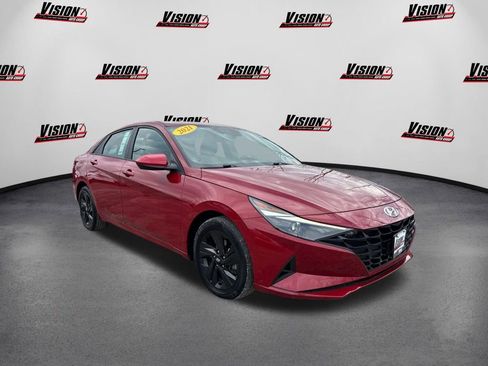 Used 2021 Hyundai Elantra SEL FWD image 3