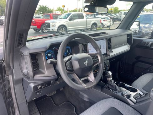 Used 2025 Ford Bronco 4-Door AWD/4WD image 11
