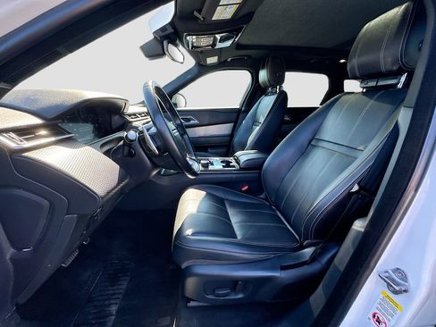 Used 2019 Land Rover Range Rover Velar R-Dynamic SE AWD/4WD image 23