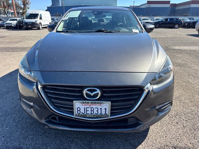 Used 2018 MAZDA MAZDA3 Touring FWD image 2