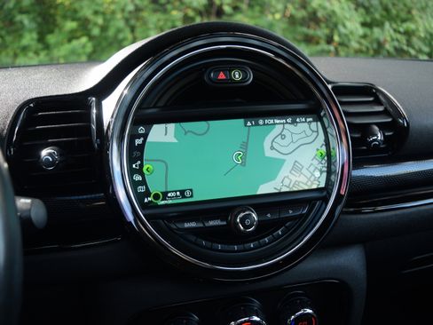 Used 2019 MINI Cooper Clubman S image 9