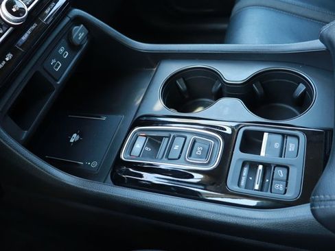 Used 2024 Honda Pilot EX-L image 19