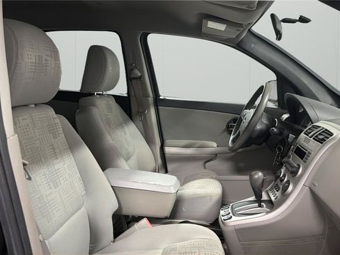 Used 2005 Chevrolet Equinox LS w/ Preferred Equipment Group AWD/4WD image 13