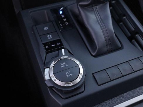 New 2026 Toyota Tacoma SR5 image 18