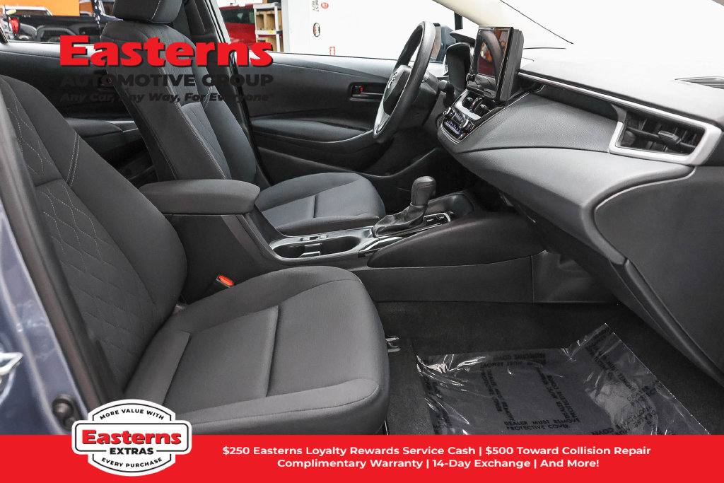 Used 2026 Toyota Corolla LE FWD image 24