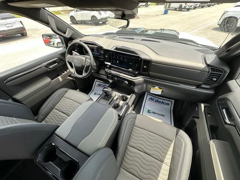 New 2026 Chevrolet Silverado 1500 ZR2 AWD/4WD image 14