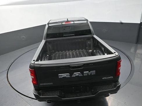 Used 2025 RAM 1500 Big Horn AWD/4WD image 17