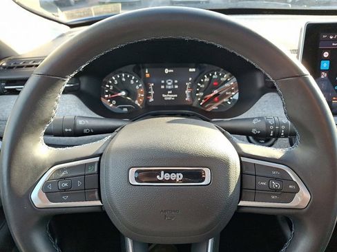 Certified 2022 Jeep Compass Latitude w/ Sun and Sound Group image 23