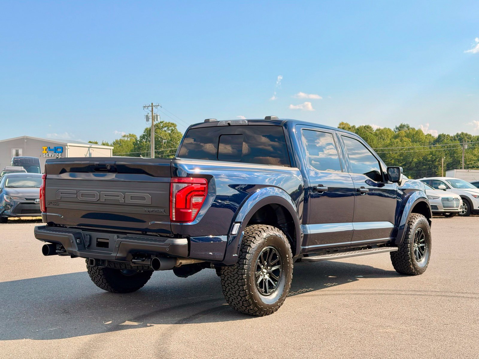 Used 2025 Ford F150 Raptor AWD/4WD image 9
