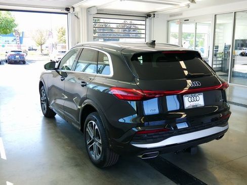 New 2025 Audi Q5 Premium image 4