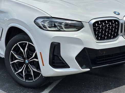 Used 2023 BMW X4 xDrive30i w/ M Sport Package AWD/4WD image 10