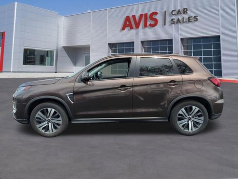 Used 2025 Mitsubishi Outlander Sport SE AWD/4WD image 10