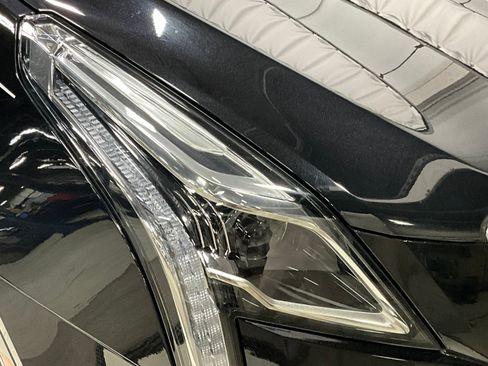 Used 2017 Cadillac XT5 Platinum w/ Driver Assist Package image 25