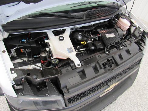 Used 2019 Chevrolet Express 2500 2500 3dr Cargo Van w/ Safety Package image 40