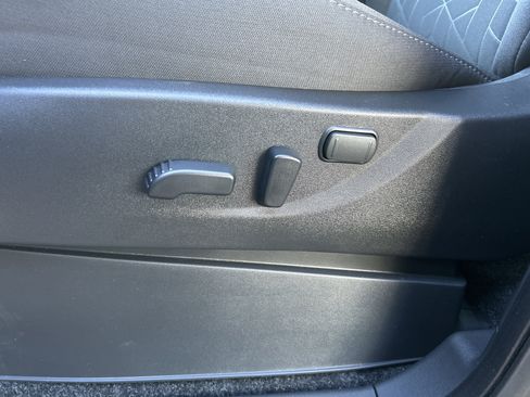 New 2026 Nissan Frontier SV image 11