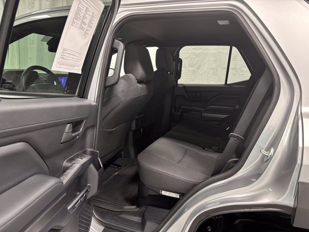 Used 2026 Toyota 4Runner SR5 AWD/4WD image 42