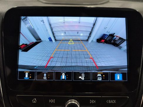 Certified 2024 Chevrolet Equinox Premier AWD/4WD image 17