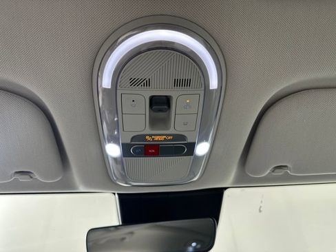 Used 2023 Hyundai Ioniq 5 Limited image 24