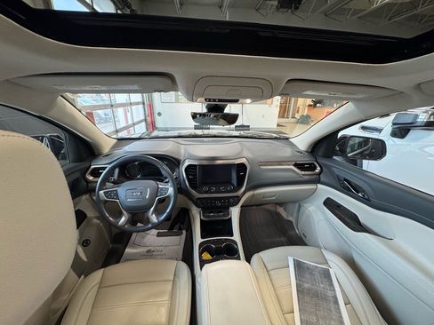 Certified 2021 GMC Acadia Denali w/ Denali Ultimate Package image 16